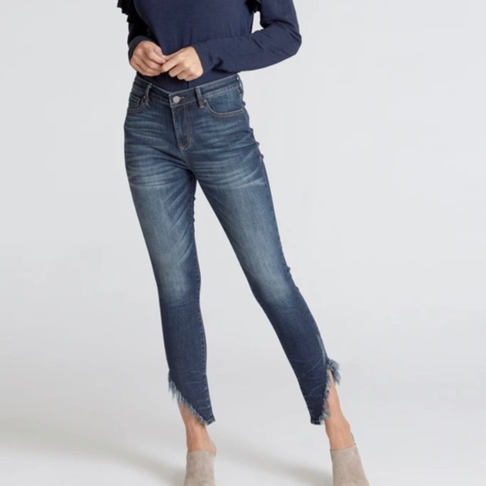 Dear John 27 dark wash frayed cropped jeans